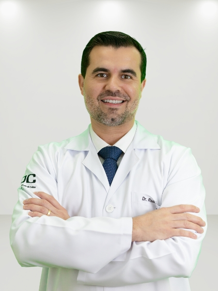Dr.-Rodrigo-Amaral_